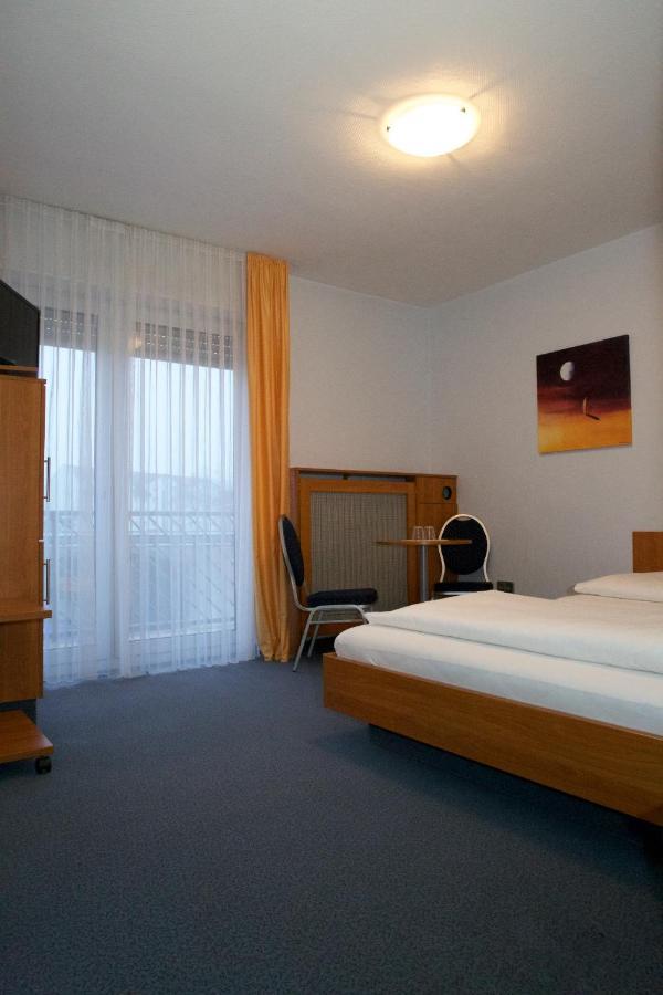 Svg Hotel Diversi ルートウィヒスハーフェン・アム・ライン エクステリア 写真